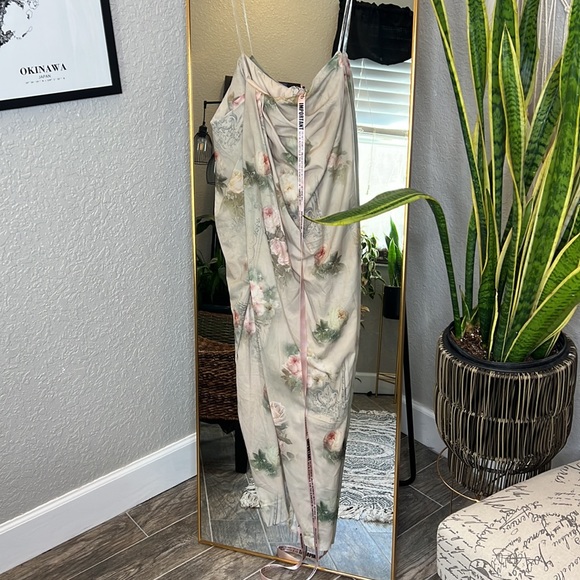 House of CB 'Vesper' Vintage Floral Maxi Skirt NWT - Picture 7 of 10